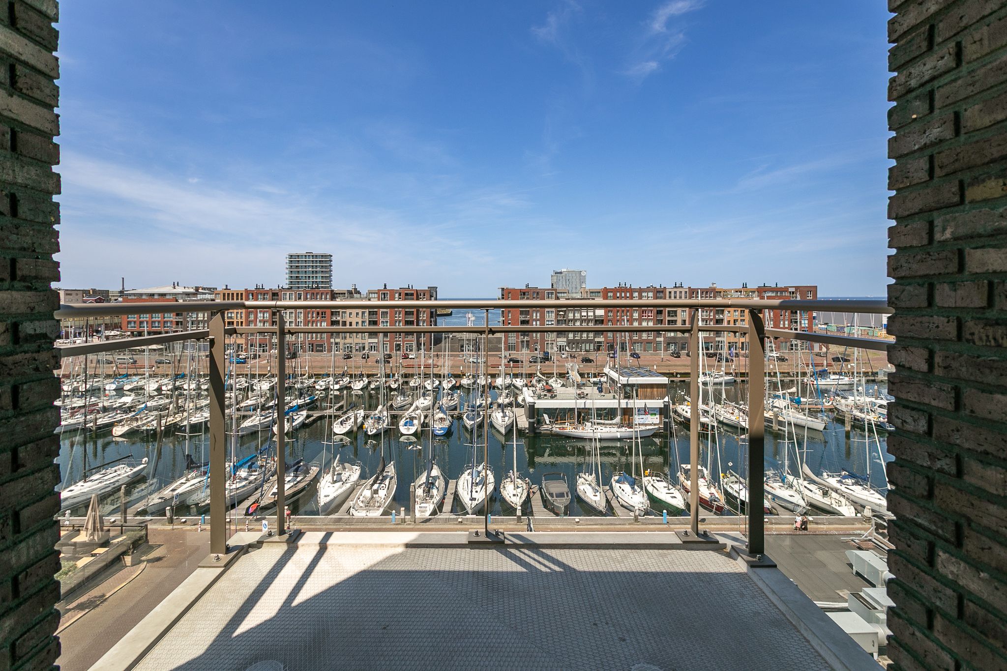 Foto 3 van Dr. Lelykade 196-J