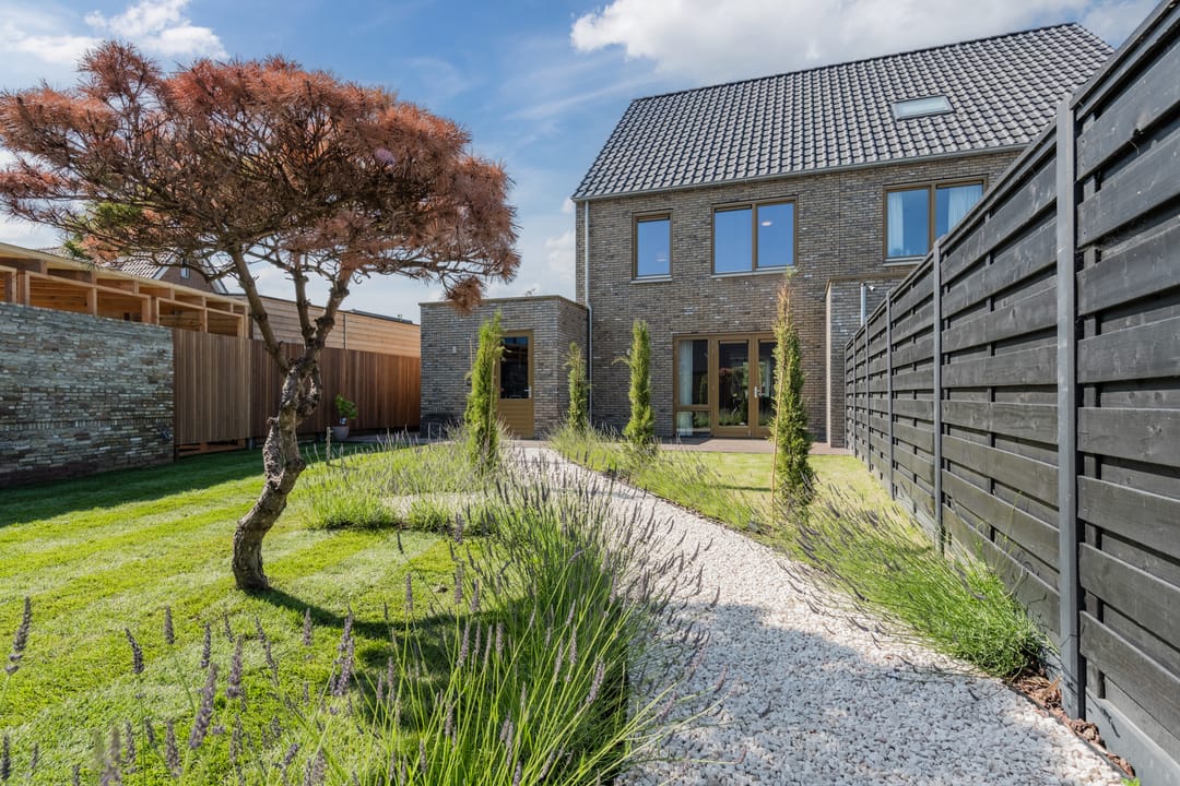 Foto 43 van Huiszwaluwstraat 6