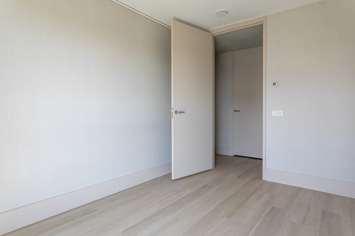 Photo 35 of Dr. Lelykade 196-J