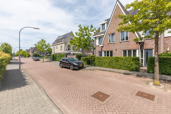 Photo 37 of Hooykamplaan 4