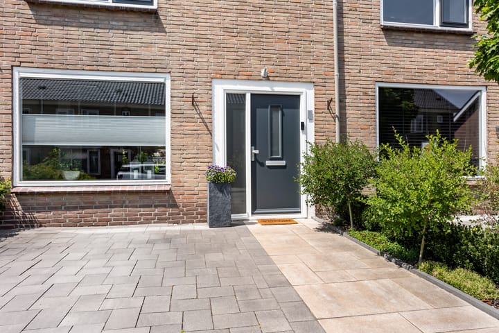 Foto 2 van Van Ostadestraat 21