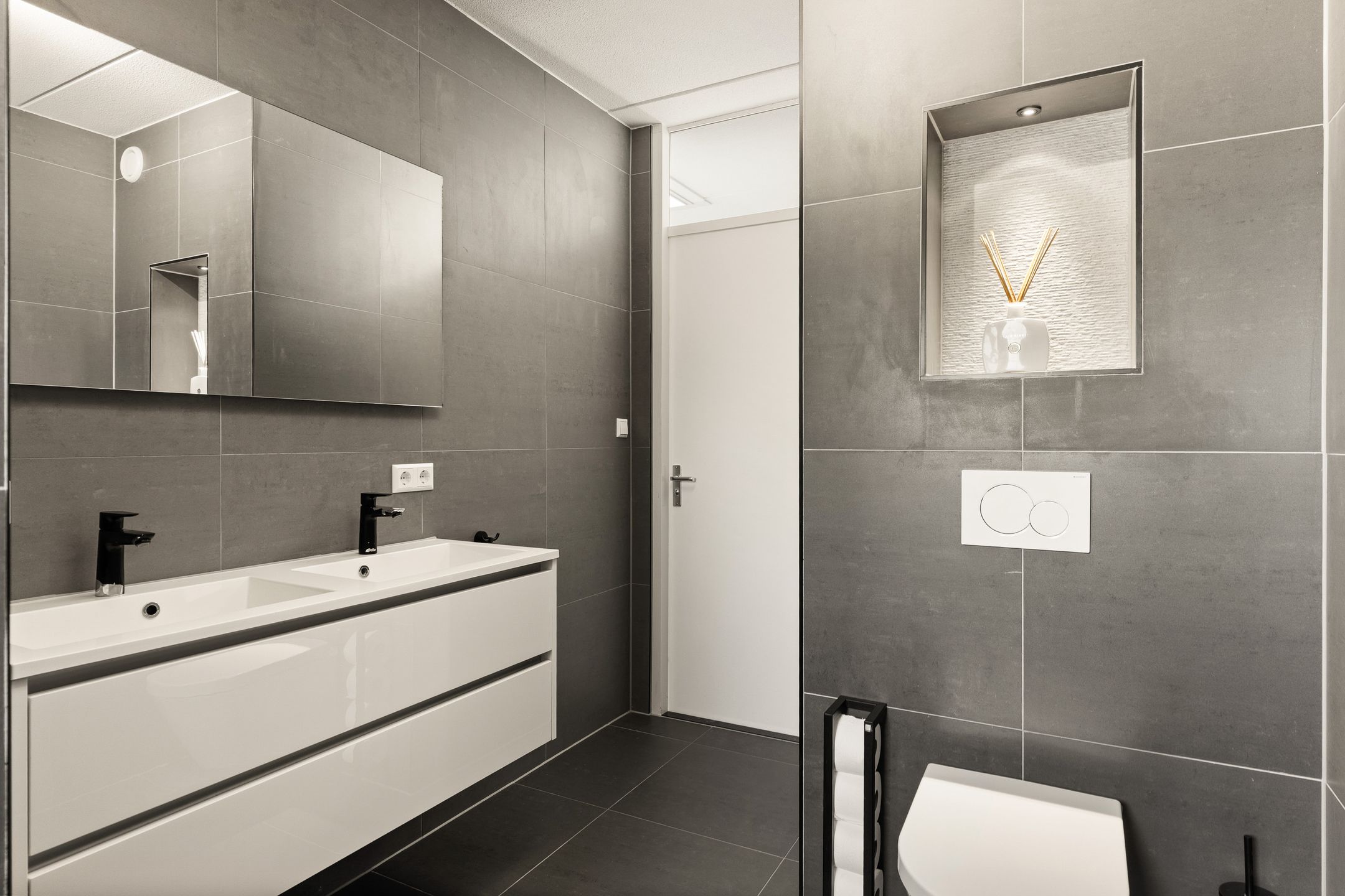 Foto 3 van Grootzeil 49