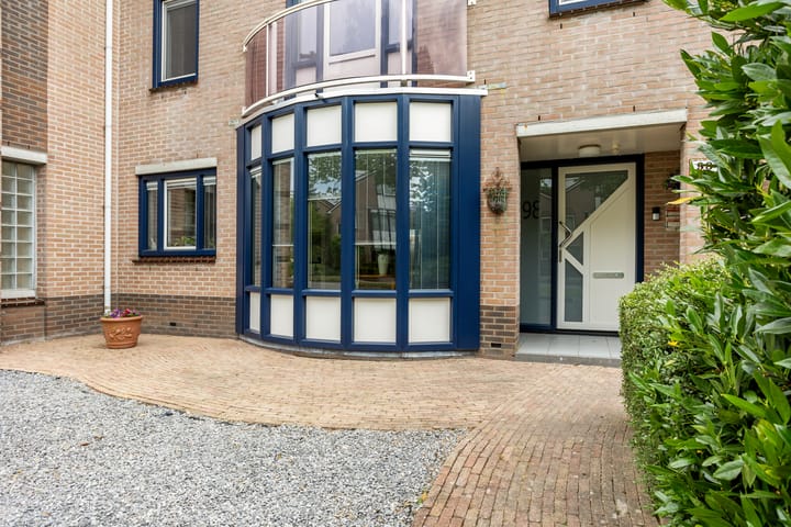 Foto 2 van Tintlaan 98