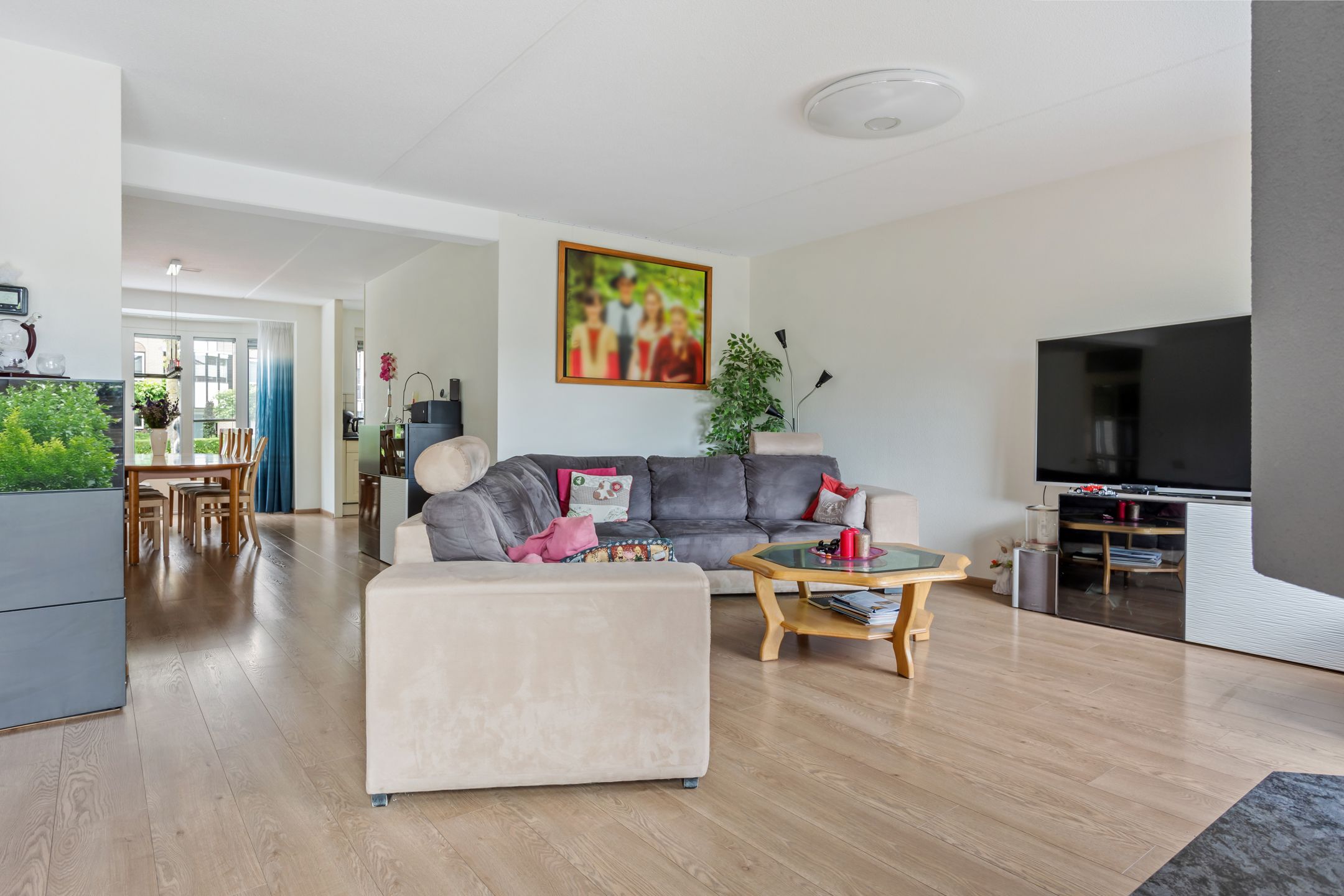 Foto 9 van Tintlaan 98