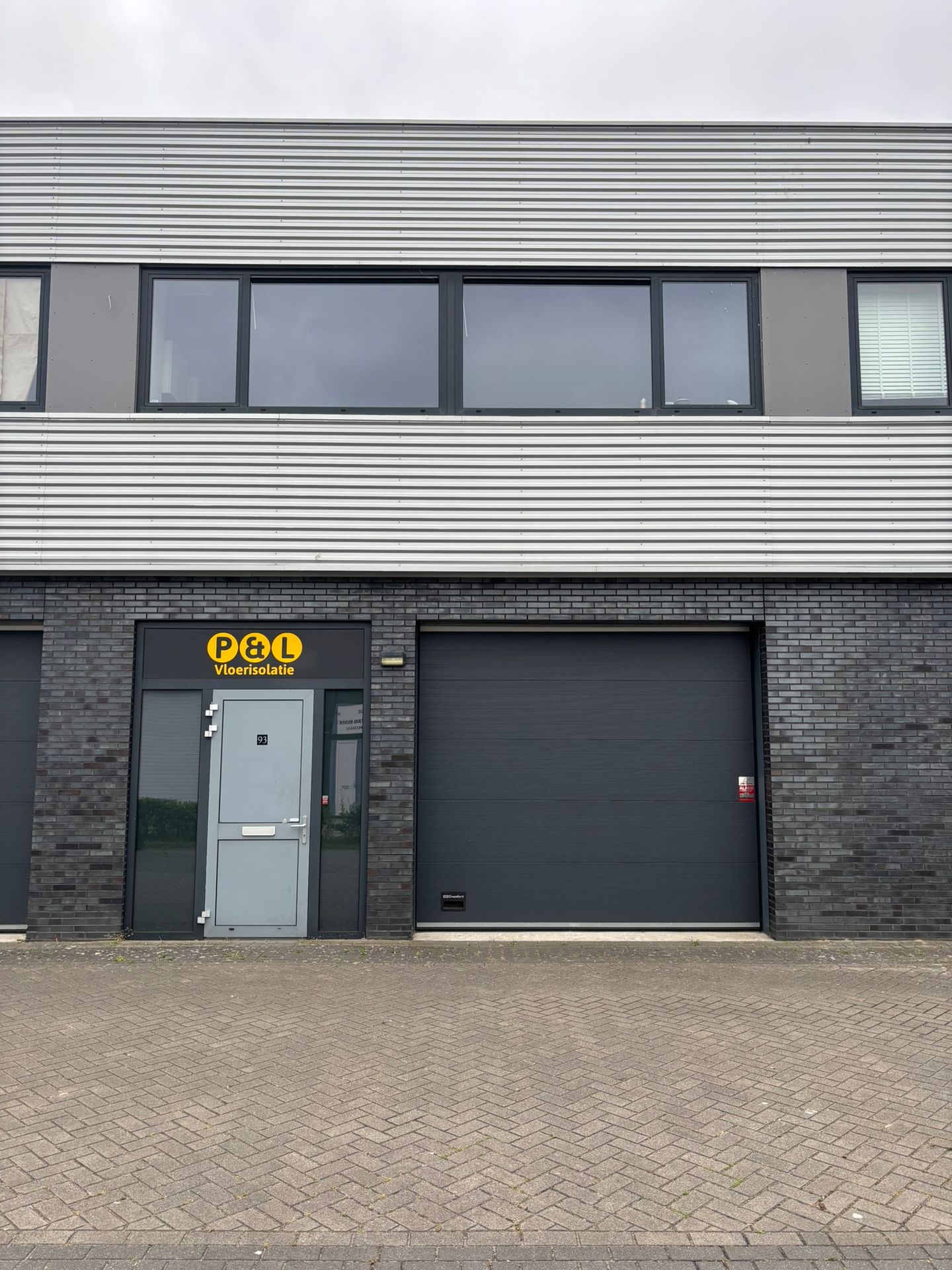 Bekijk foto 1 van Laan van de Maagd 93