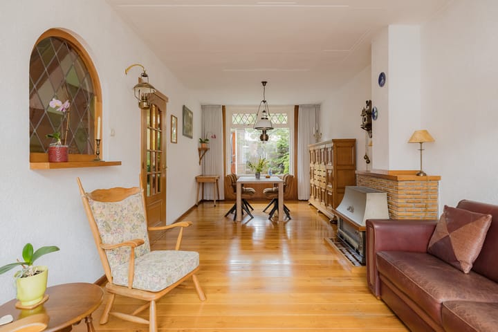 Foto 2 van Alexander Bellstraat 56