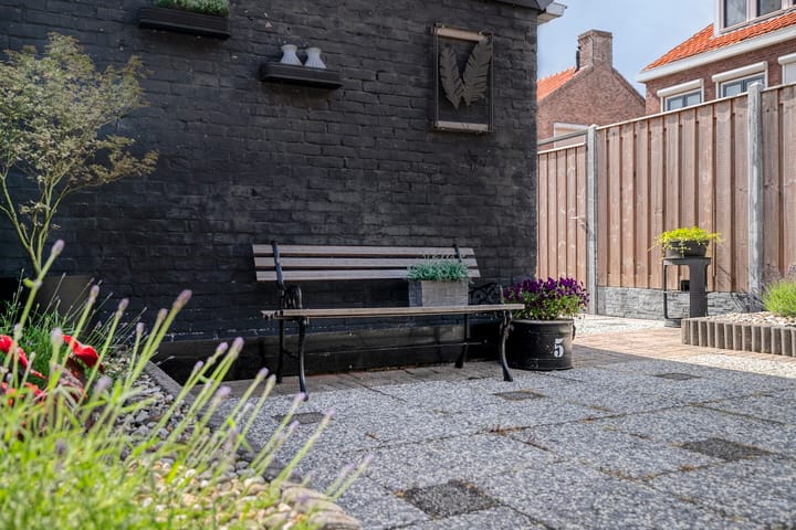 Photo 35 of Deensestraat 28