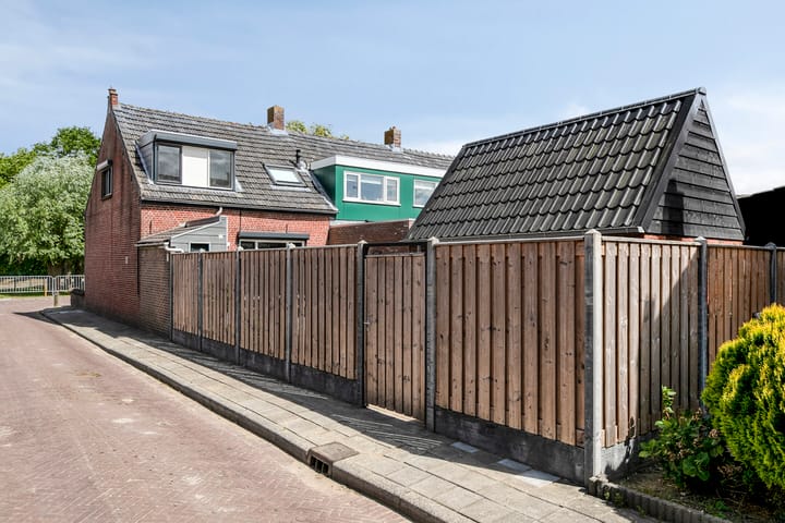 Photo 41 of Deensestraat 28