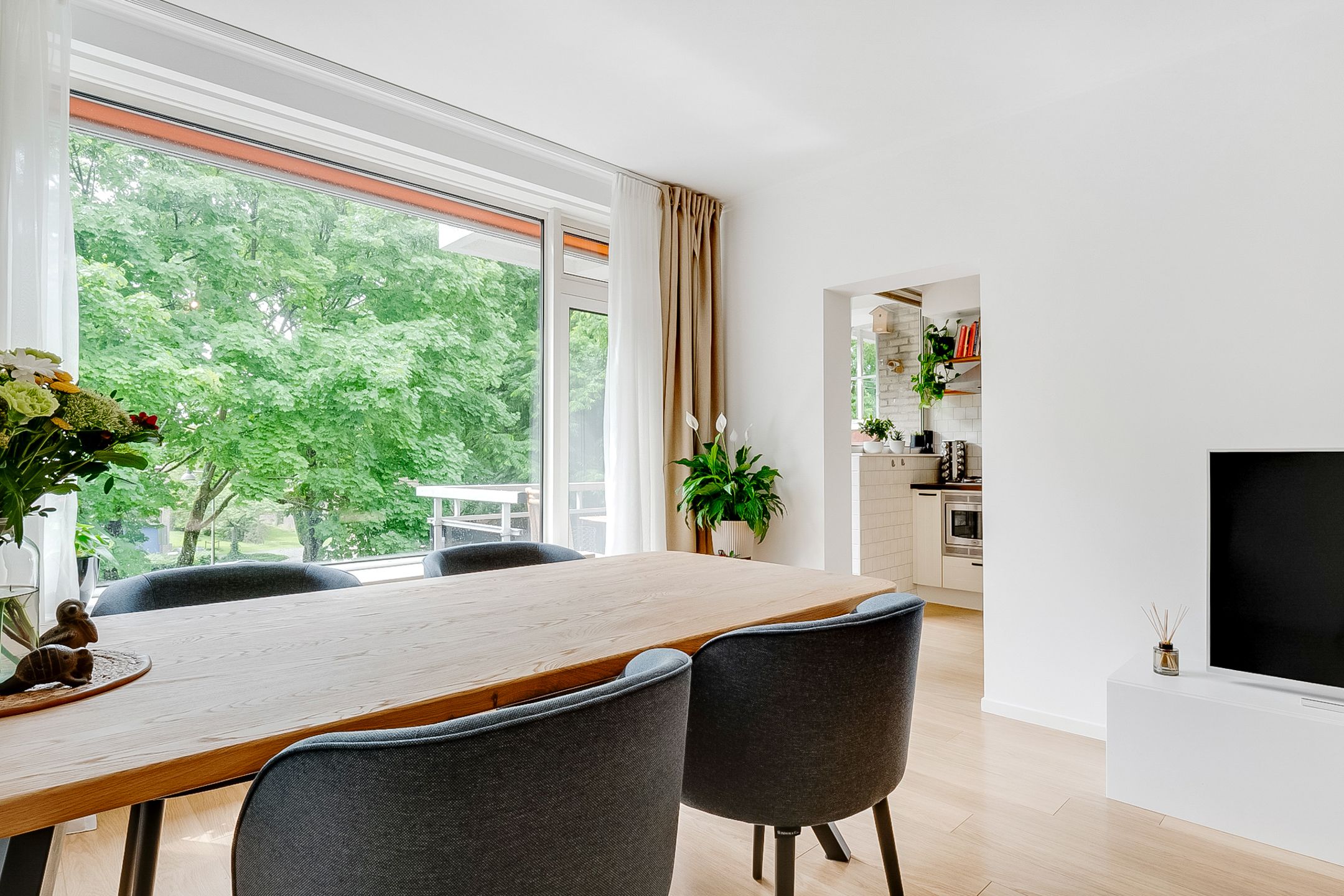 Foto 9 van Julianaplantsoen 145