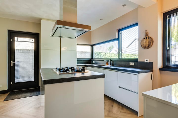 Foto 15 van Barrierlaan 57