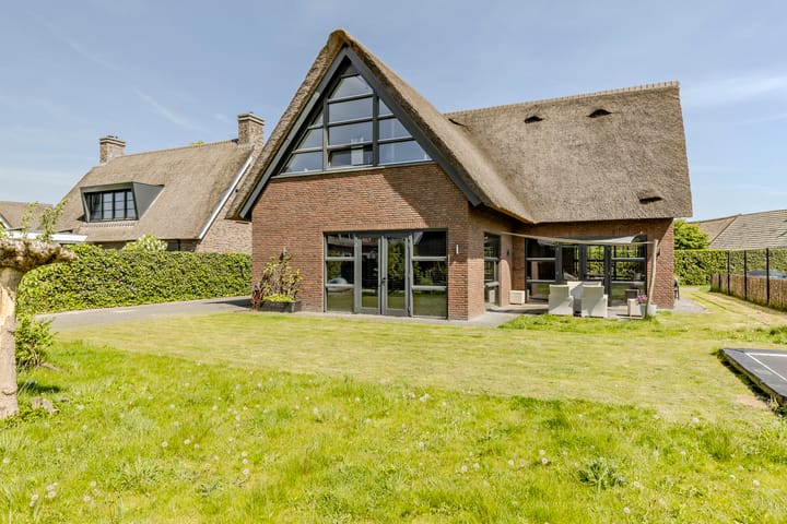 Foto 48 van Luchen 21-A