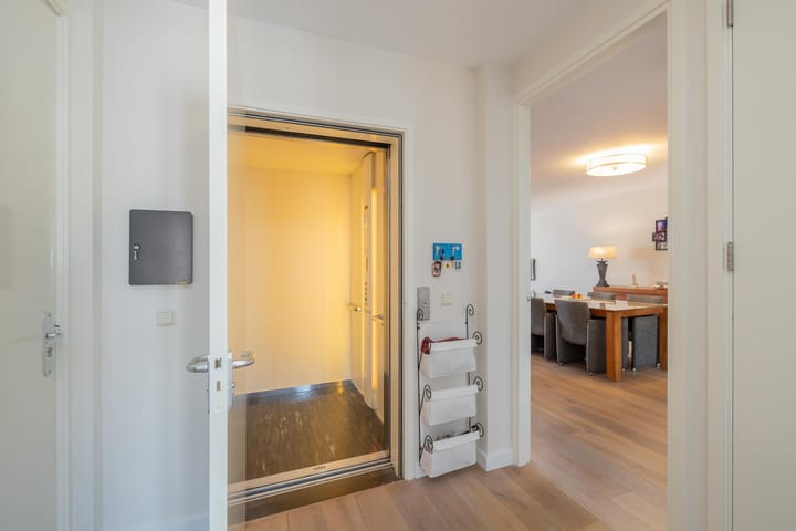 Photo 8 of Hogeweg 46-C