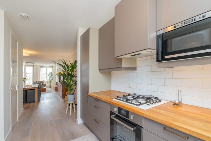 Photo 10 of Hogeweg 46-C