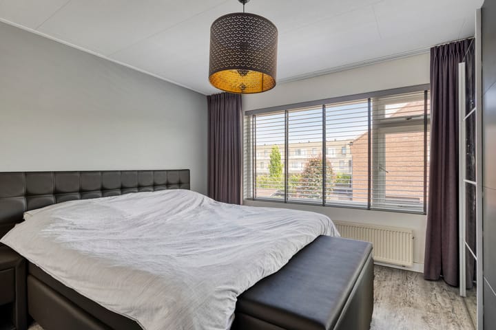 Foto 24 van Rodenbachstraat 6