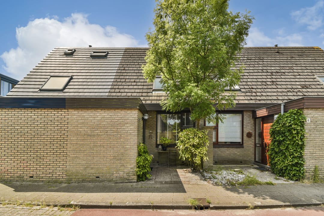 Foto 1 van Dominee Honderslaan 6