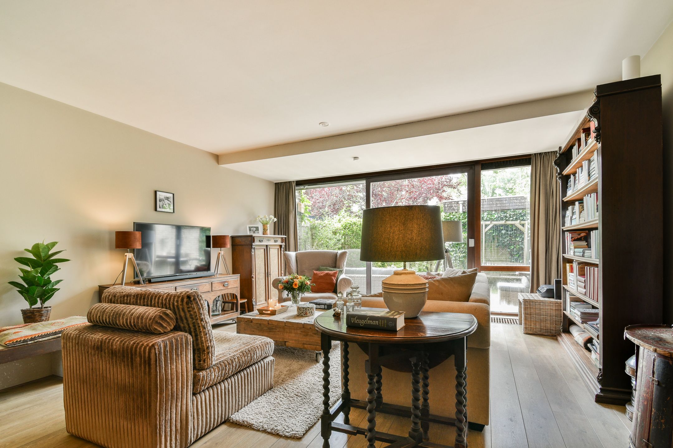 Foto 6 van Dominee Honderslaan 6