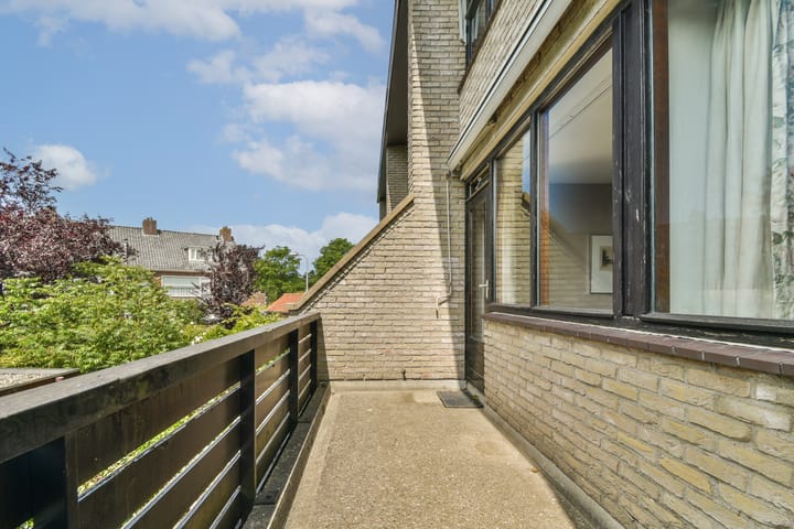 Foto 16 van Dominee Honderslaan 6