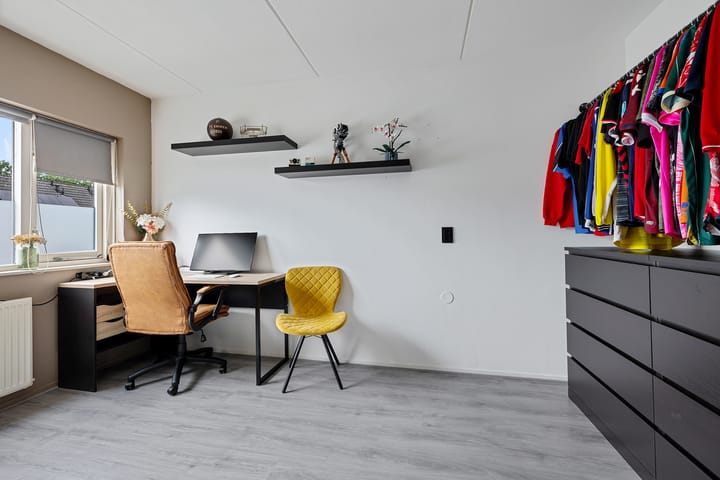 Foto 20 van Zwaluwenveld 75