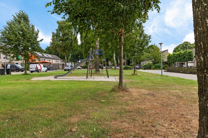 Foto 34 van Zwaluwenveld 75