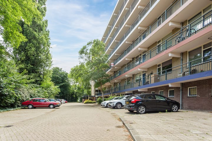 Foto 2 van Van Oldenbarneveltstraat 452