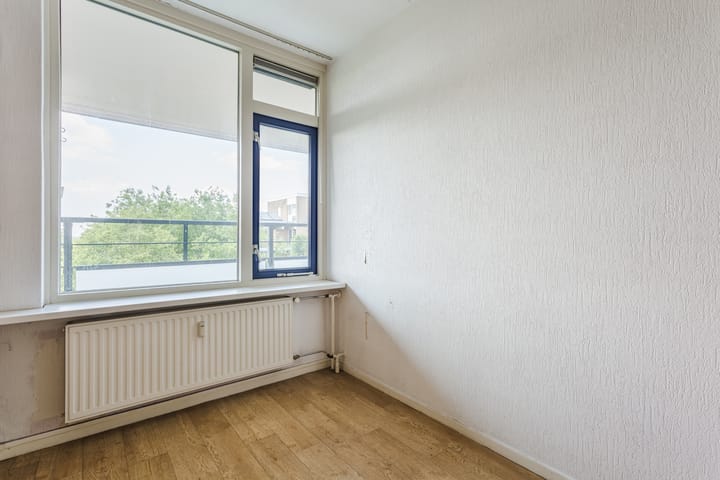 Foto 18 van Van Oldenbarneveltstraat 452