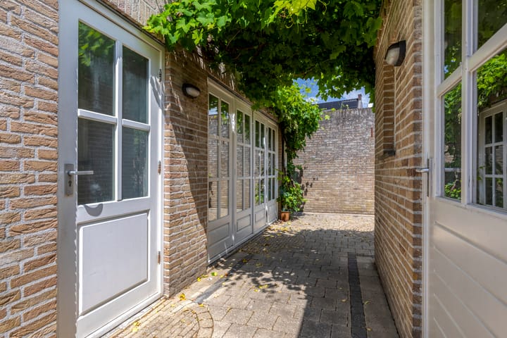 Foto 38 van Vincent van Goghplein 12