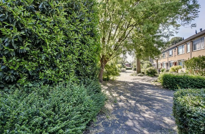 Photo 5 of Radboutstraat 20