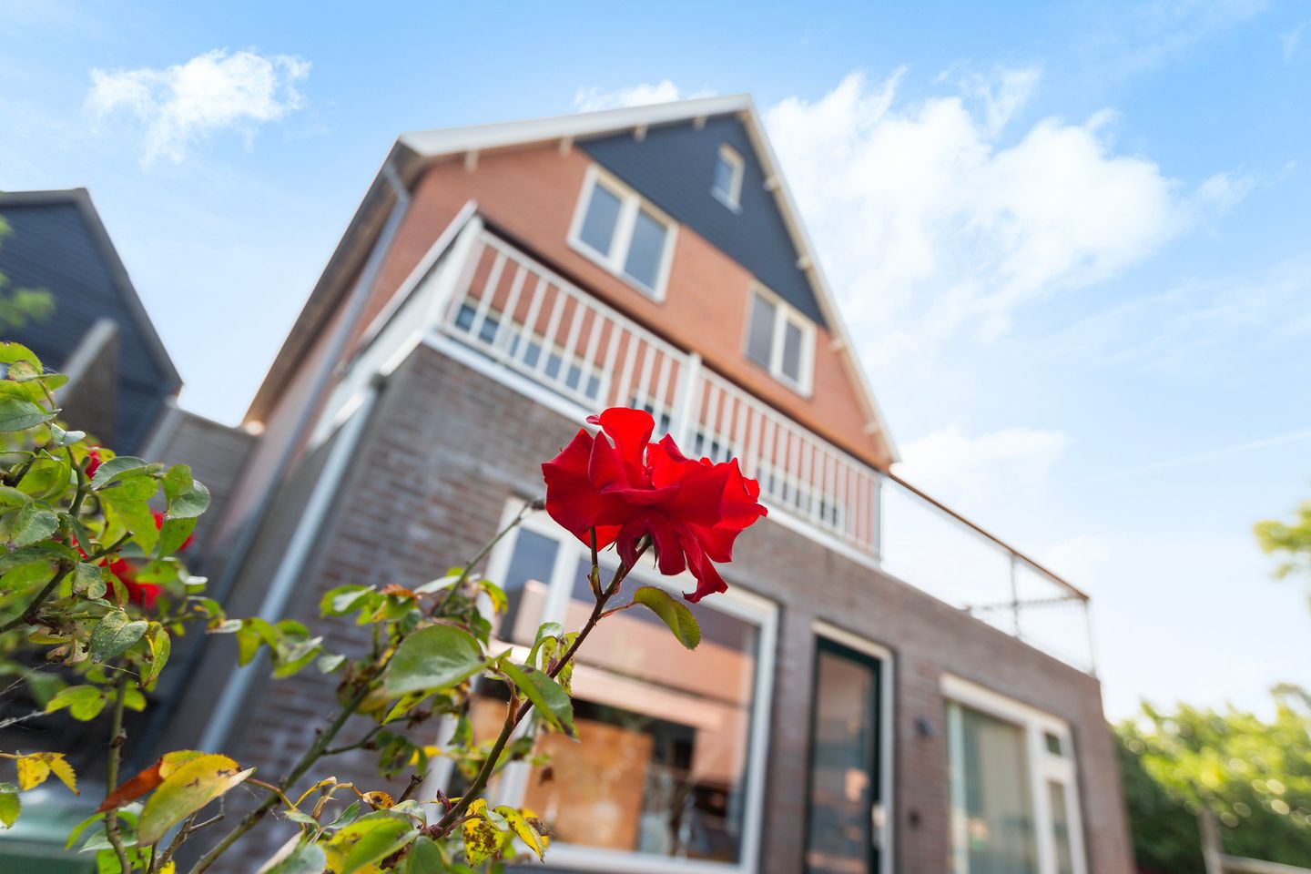 Foto 1 van Sluisjesdijk 18