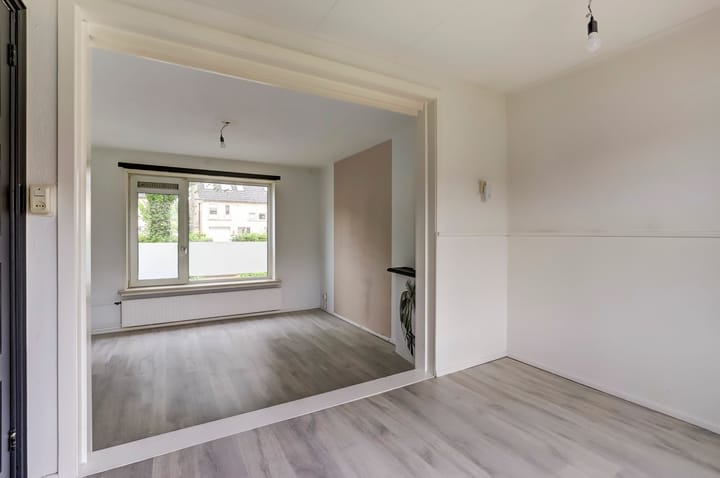 Photo 7 of Irenestraat 17