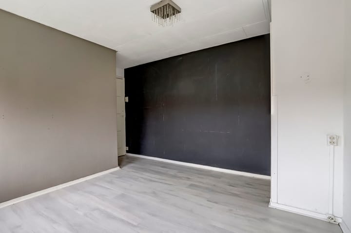 Photo 17 of Irenestraat 17