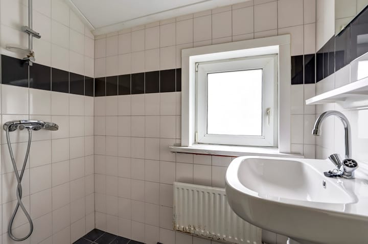 Photo 21 of Irenestraat 17