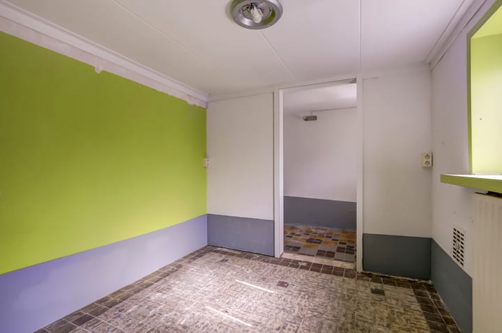 Photo 24 of Irenestraat 17