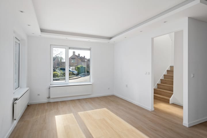 Photo 10 of Zweedsestraat 35