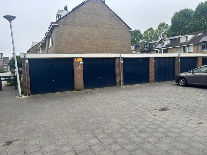 Photo 3 of Vincent van Goghlaan 23 G