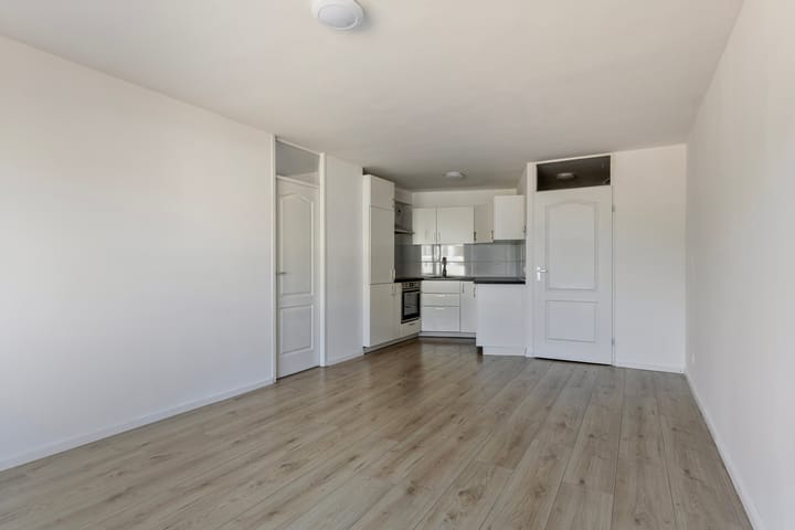 Foto 9 van Valkenbosplein 17-F