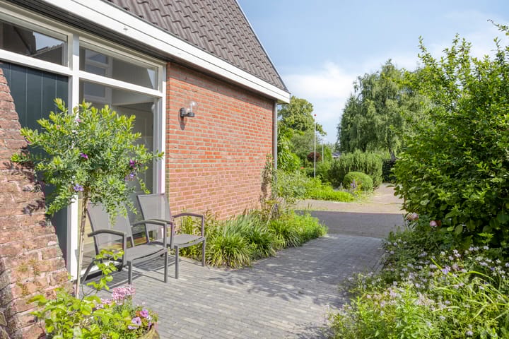 Foto 11 van Korte Voren 11