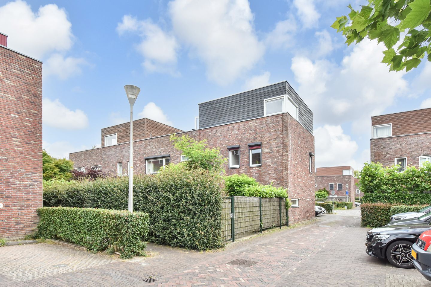 Foto 1 van Zomereik 48