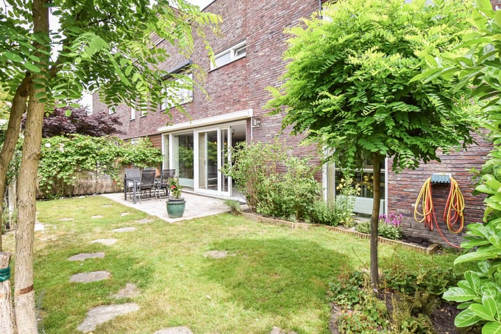 Foto 2 van Zomereik 48