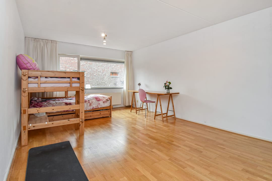 Foto 31 van Zomereik 48