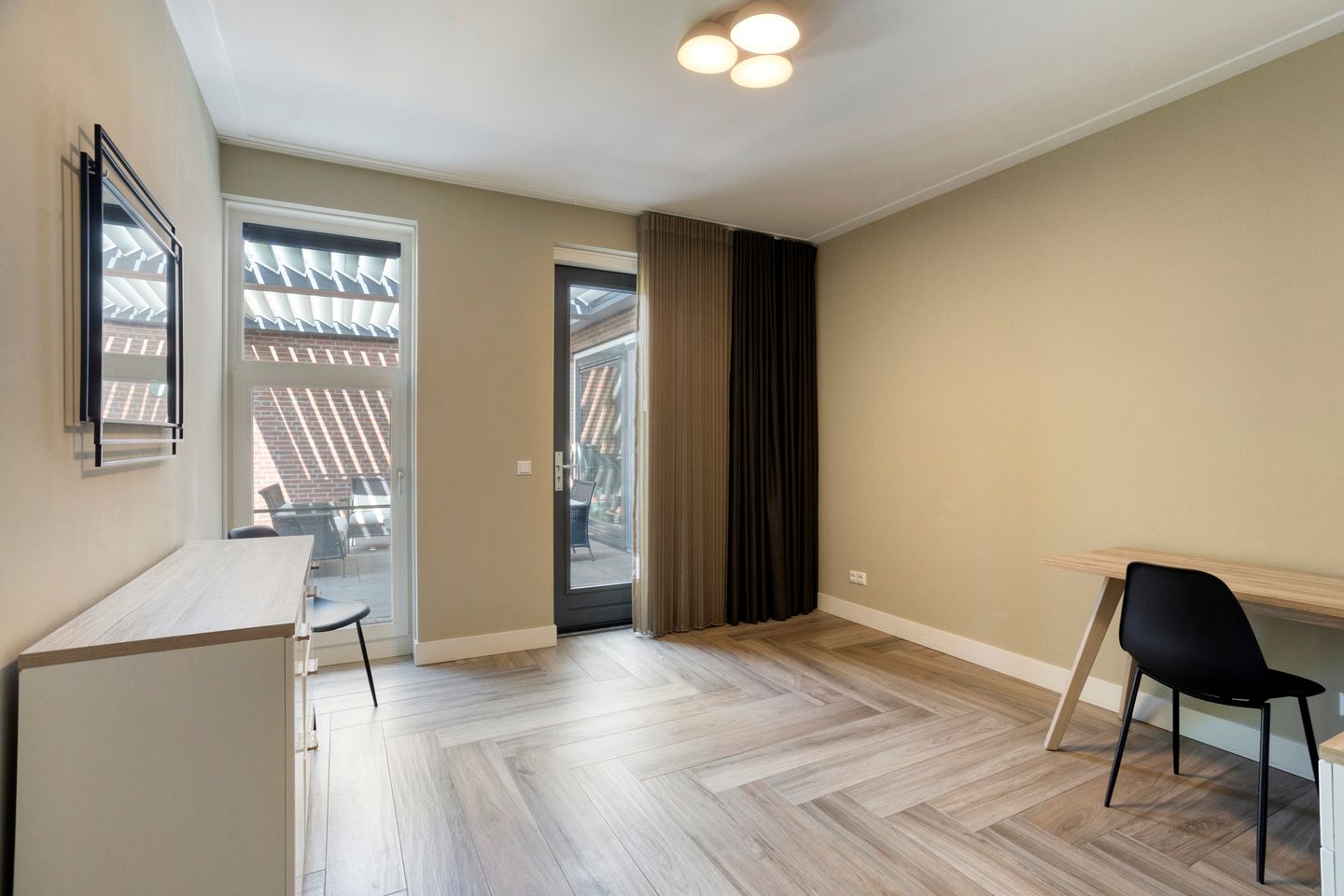 Photo 20 of Thorbeckestraat 24