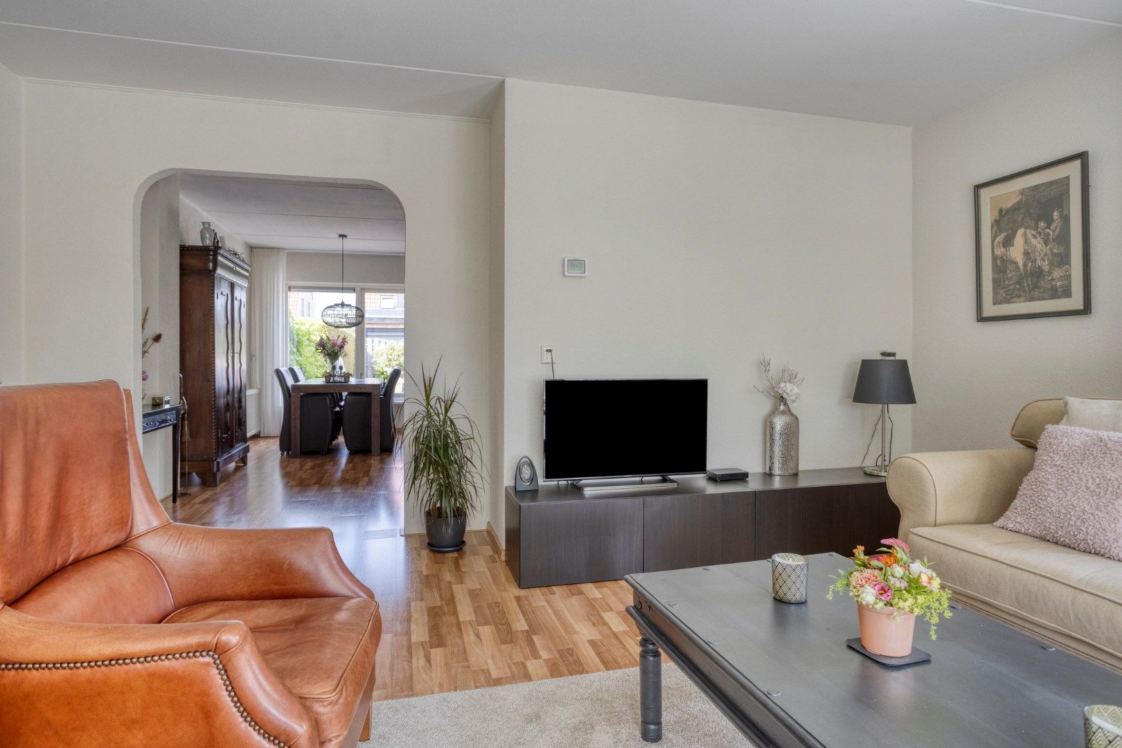 Photo 9 of Roggeblom 28