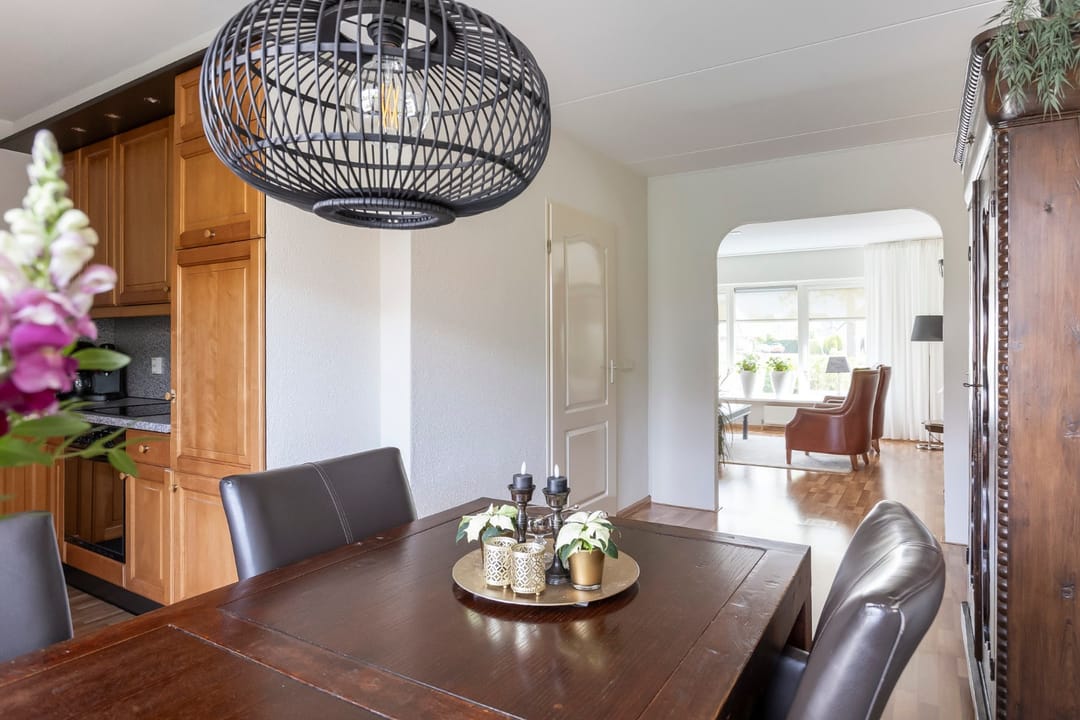 Photo 11 of Roggeblom 28