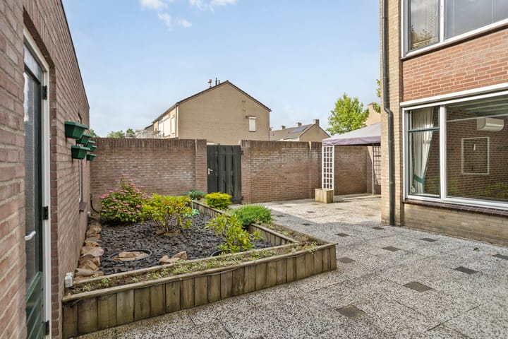 Foto 25 van Joeri Gagarinstraat 61