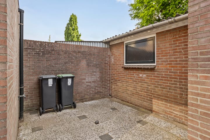 Foto 28 van Joeri Gagarinstraat 61