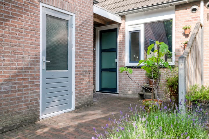 Foto 30 van Ruisdaelstraat 10