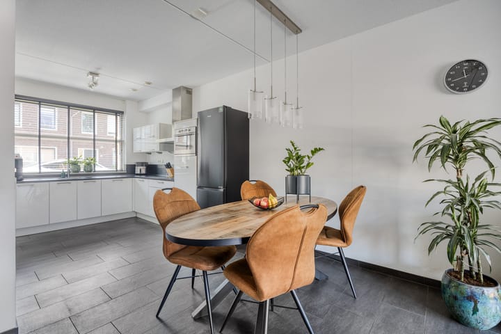 Foto 11 van Centuriostraat 18