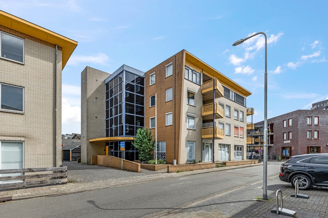 Photo 2 of Waterloweg 22