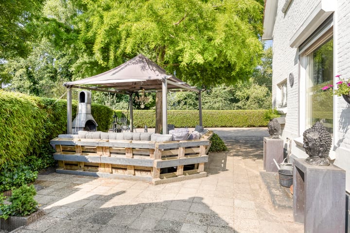 Photo 39 of Eindstraat 56