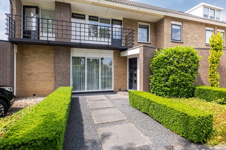 Foto 6 van van Limburg Stirumstraat 62