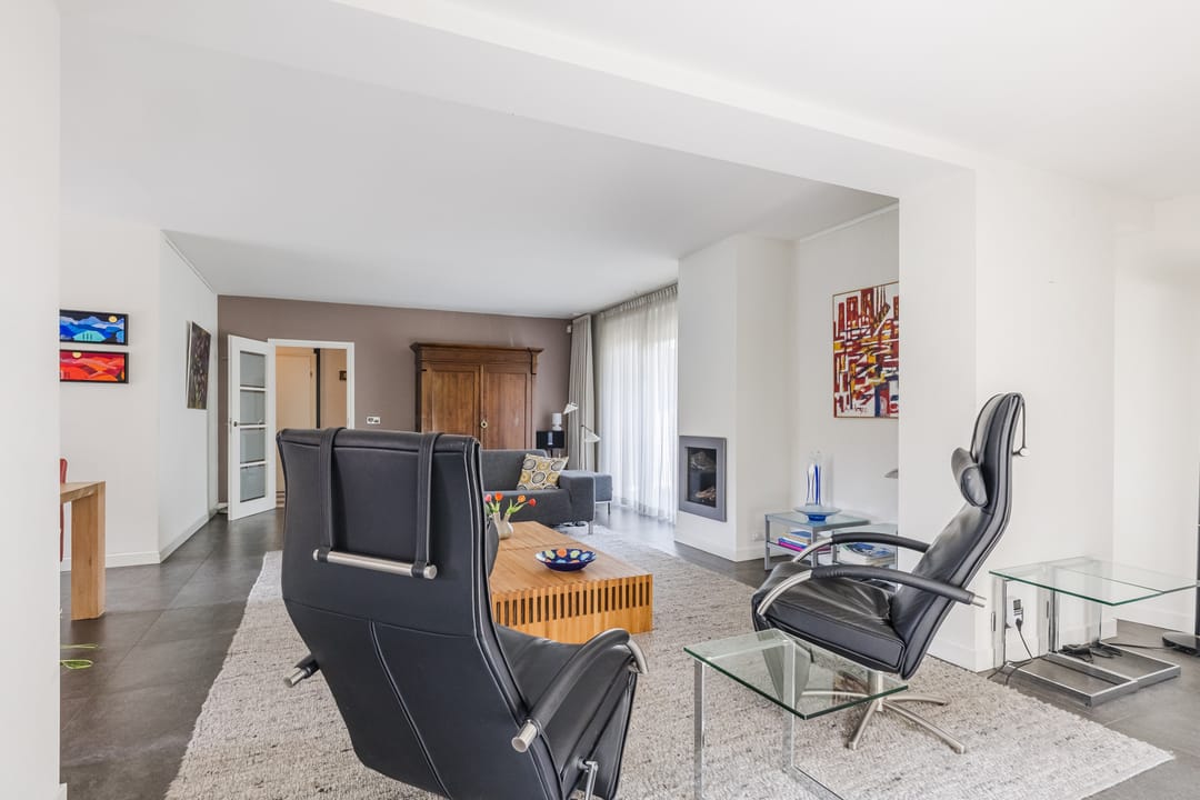 Foto 11 van van Limburg Stirumstraat 62